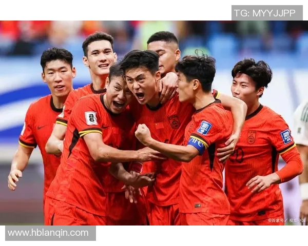 中国足球队现任主教练与传奇球星的缘起与发展分析 中国足球队现任主教练与传奇球星的缘起与发展分析