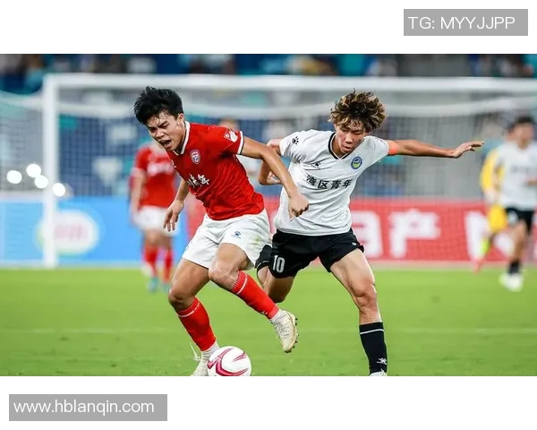 足球名将齐聚上海 共襄足球盛宴展现巅峰竞技风采 足球名将齐聚上海 共襄足球盛宴展现巅峰竞技风采